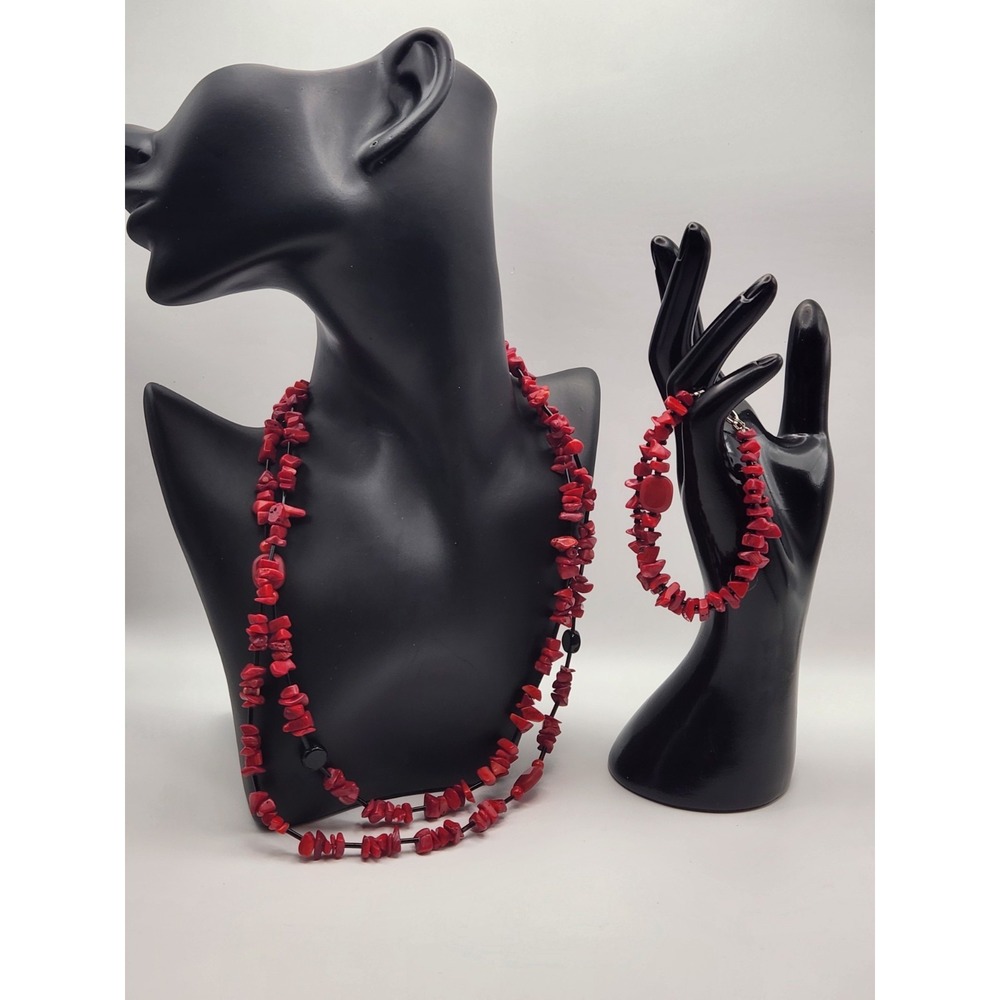 Red Coral Chip Necklace and Bracelet‎ Set Black Bead Accents Boho Southwestern
